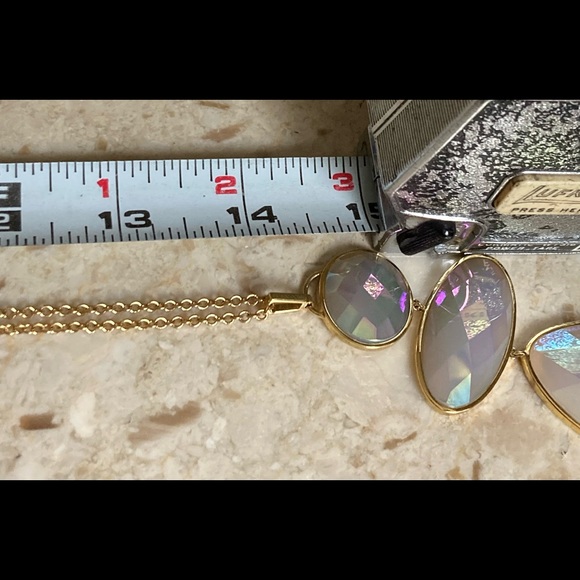 Marcia Moran Faceted MOP Style Pendant Necklace - Picture 10 of 10